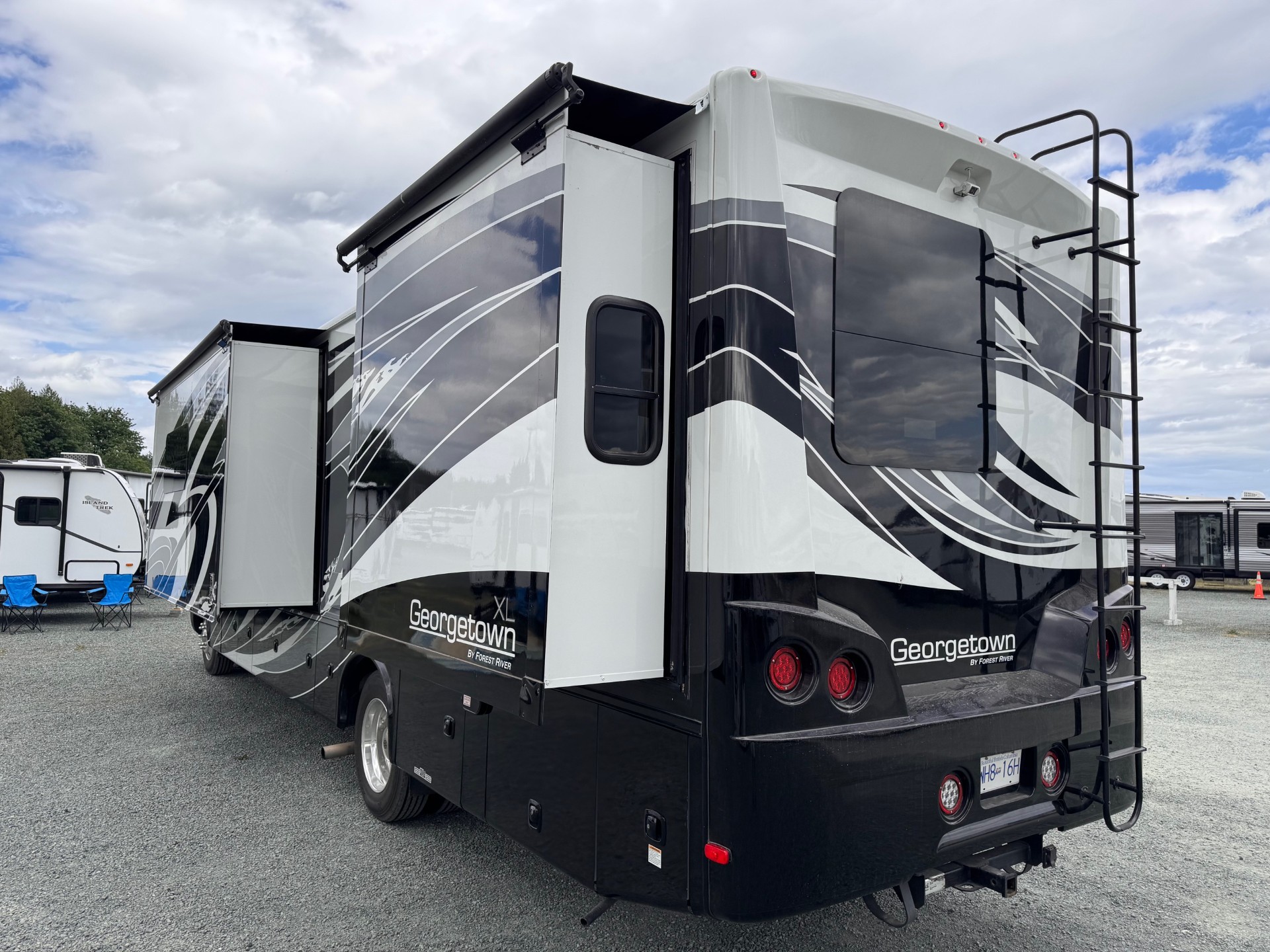2019 FOREST RIVER Georgetown XL 378TS CLASS A MOTORHOME
