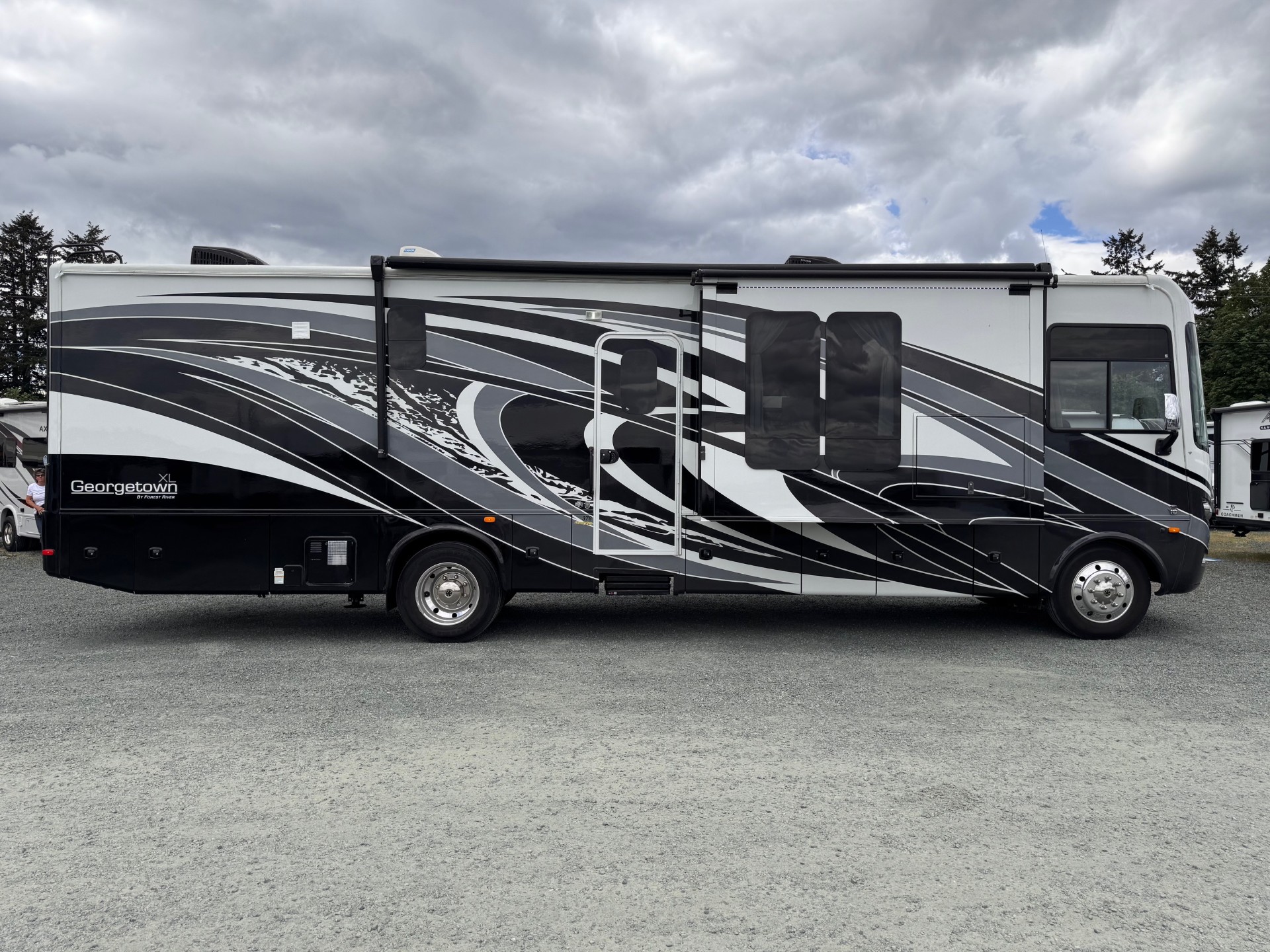 2019 FOREST RIVER Georgetown XL 378TS CLASS A MOTORHOME