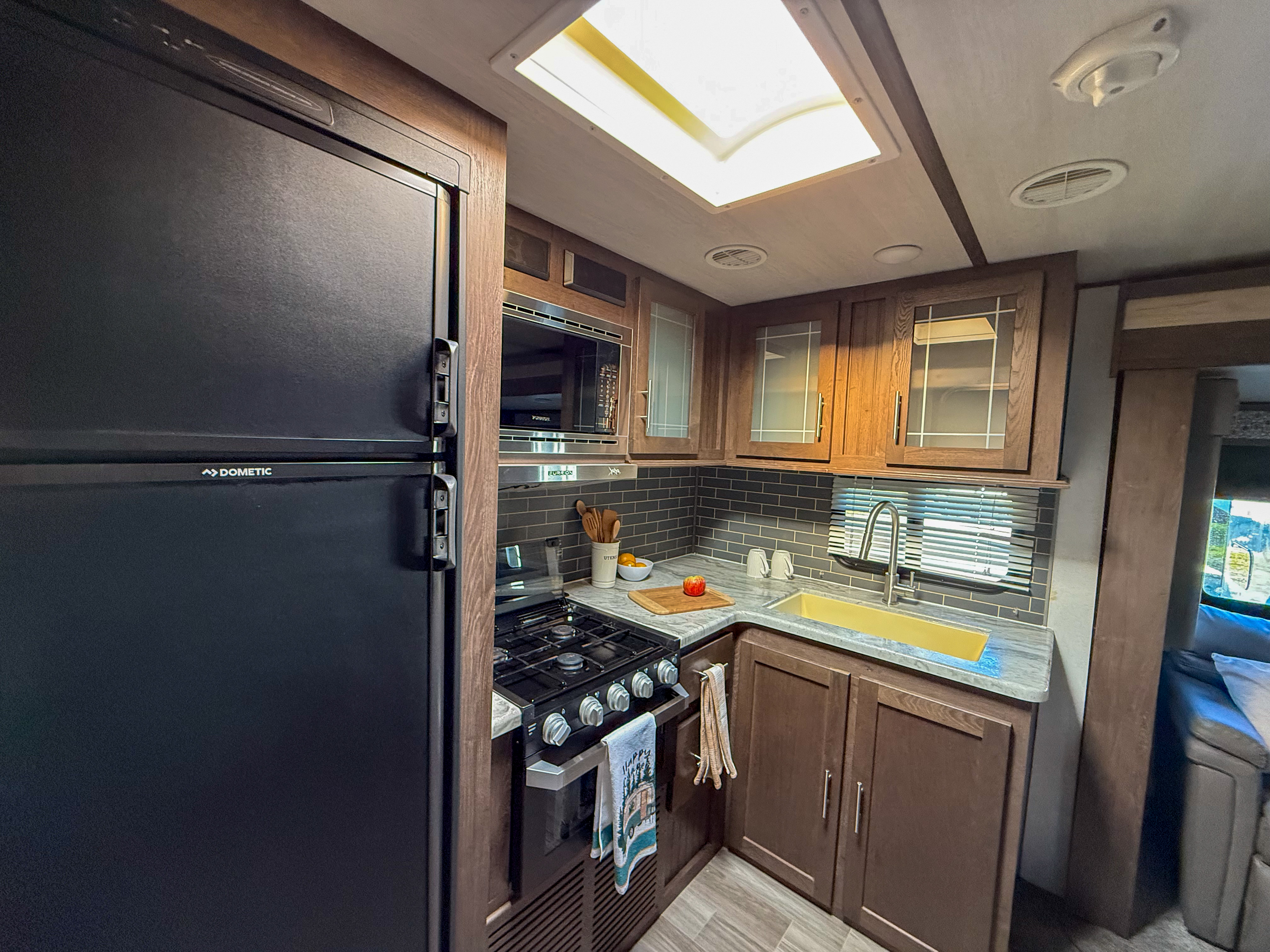 2020 Forest River WILDWOOD HERITAGE GLEN HYPER-LITE 24RKHL TRAVEL TRAILER