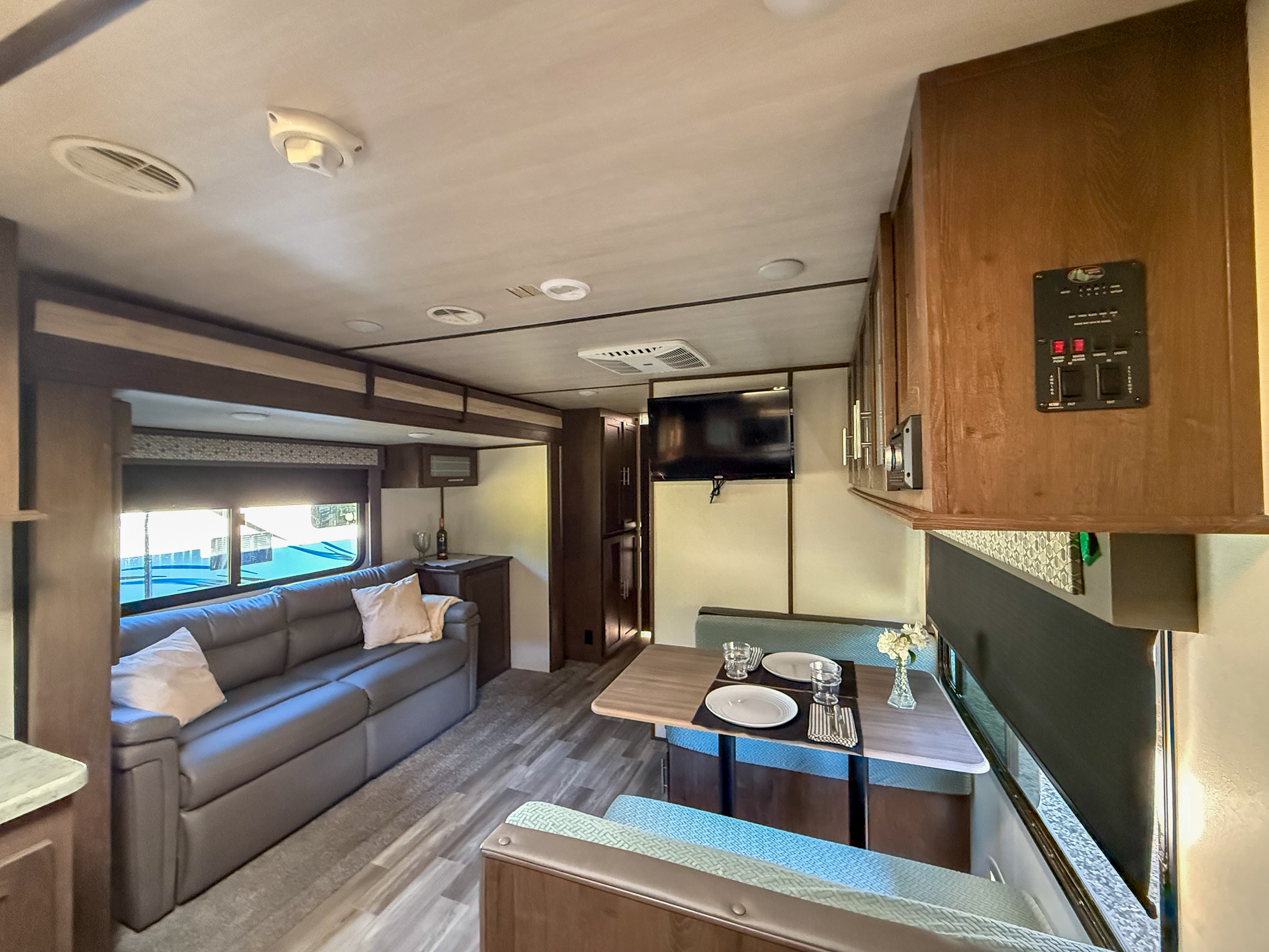 2020 Forest River WILDWOOD HERITAGE GLEN HYPER-LITE 24RKHL TRAVEL TRAILER