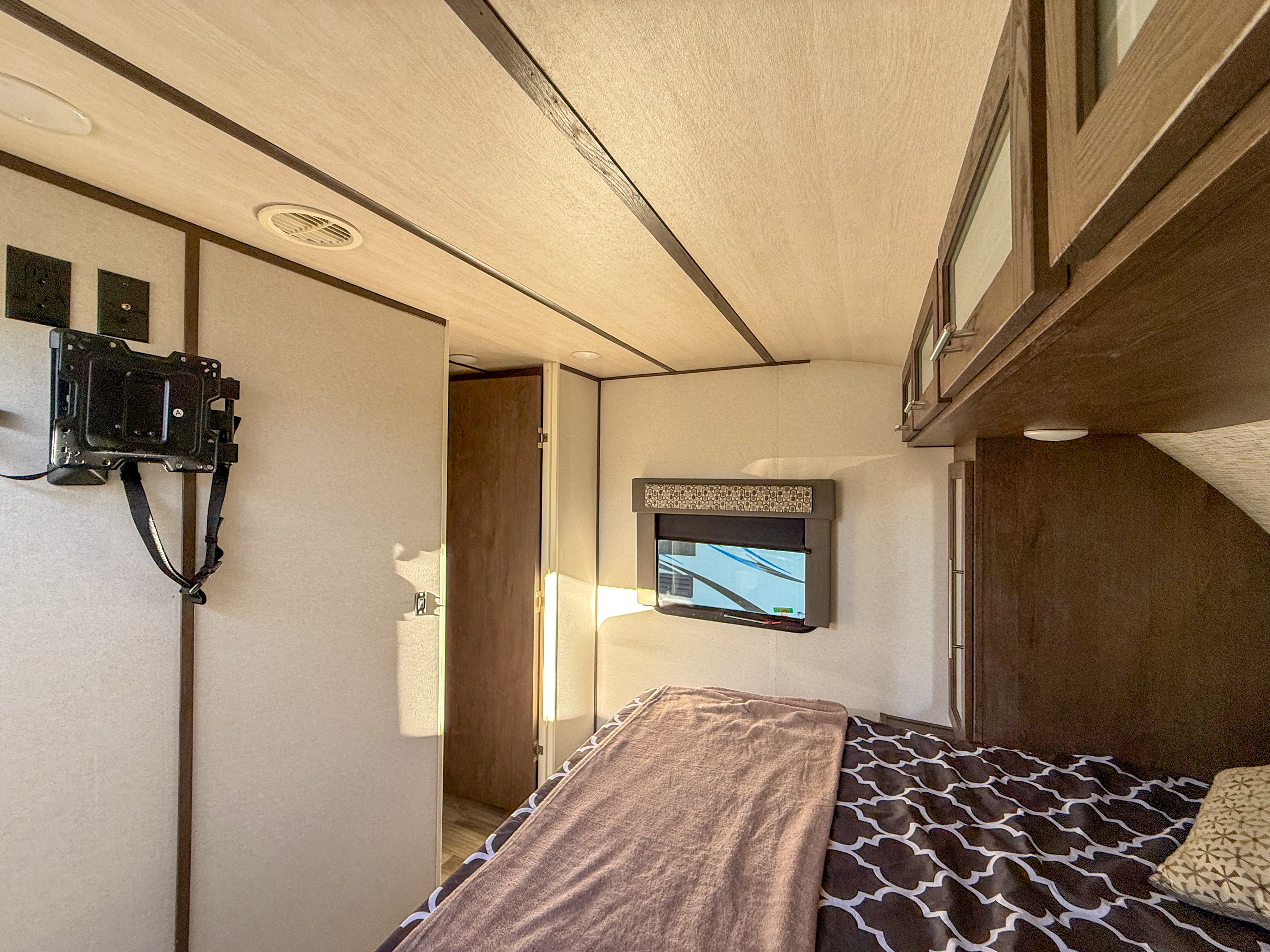 2020 Forest River WILDWOOD HERITAGE GLEN HYPER-LITE 24RKHL TRAVEL TRAILER