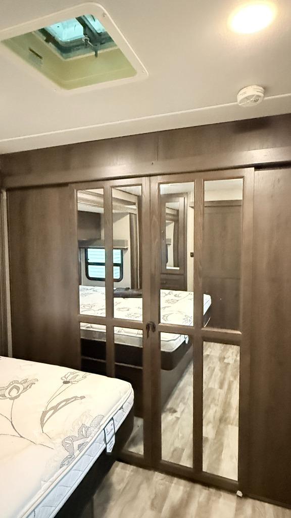 2021 GRAND DESIGN Reflection 315RLTS TRAVEL TRAILER