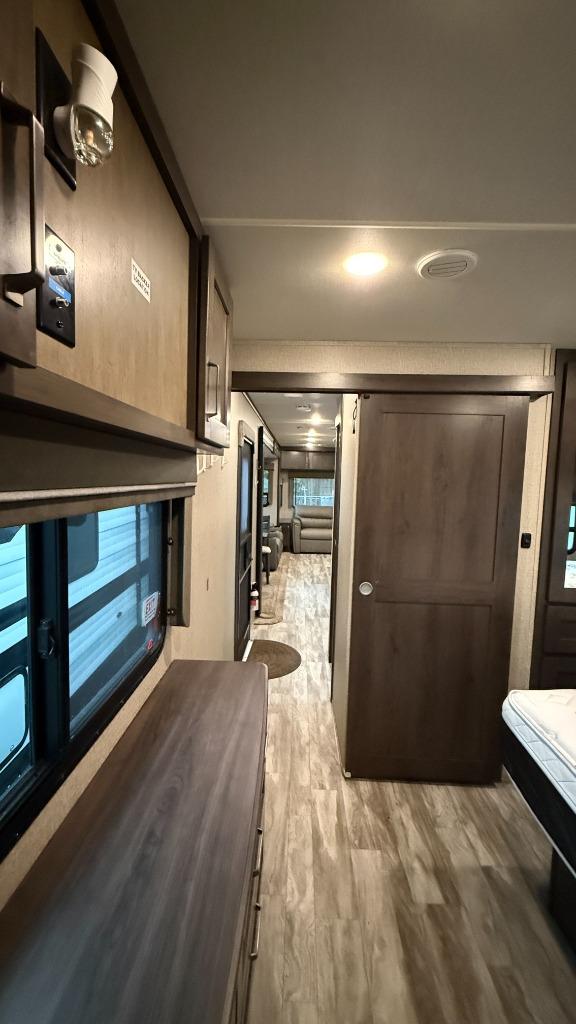 2021 GRAND DESIGN Reflection 315RLTS TRAVEL TRAILER