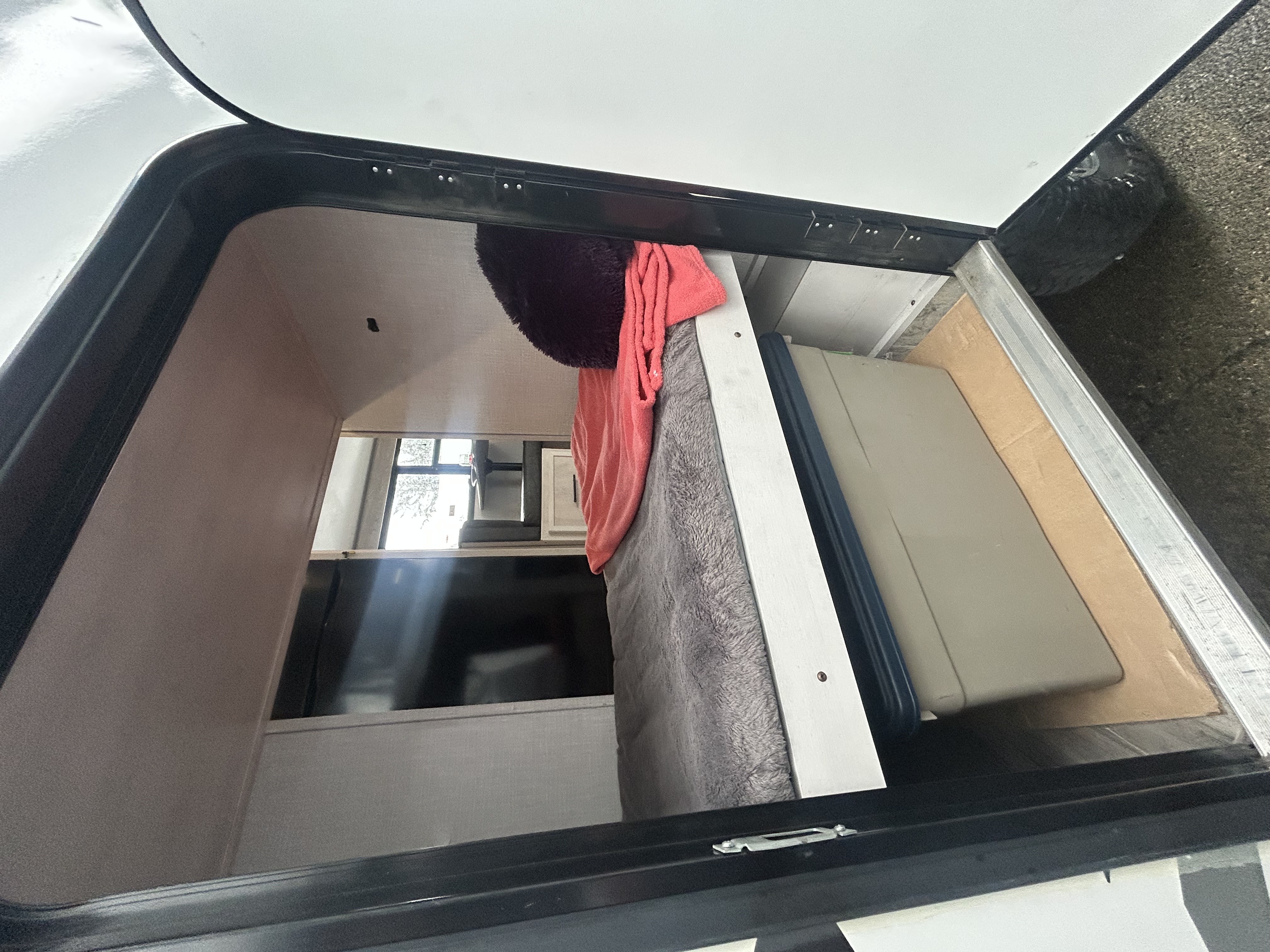 2022 Dutchmen Coleman Rubicon 1708bh TRAVEL TRAILER