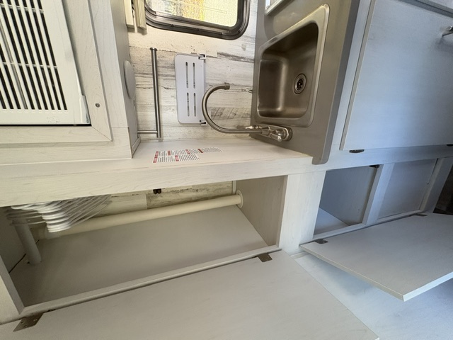2024 Travel Lite Rove Lite 14FL TRAVEL TRAILER