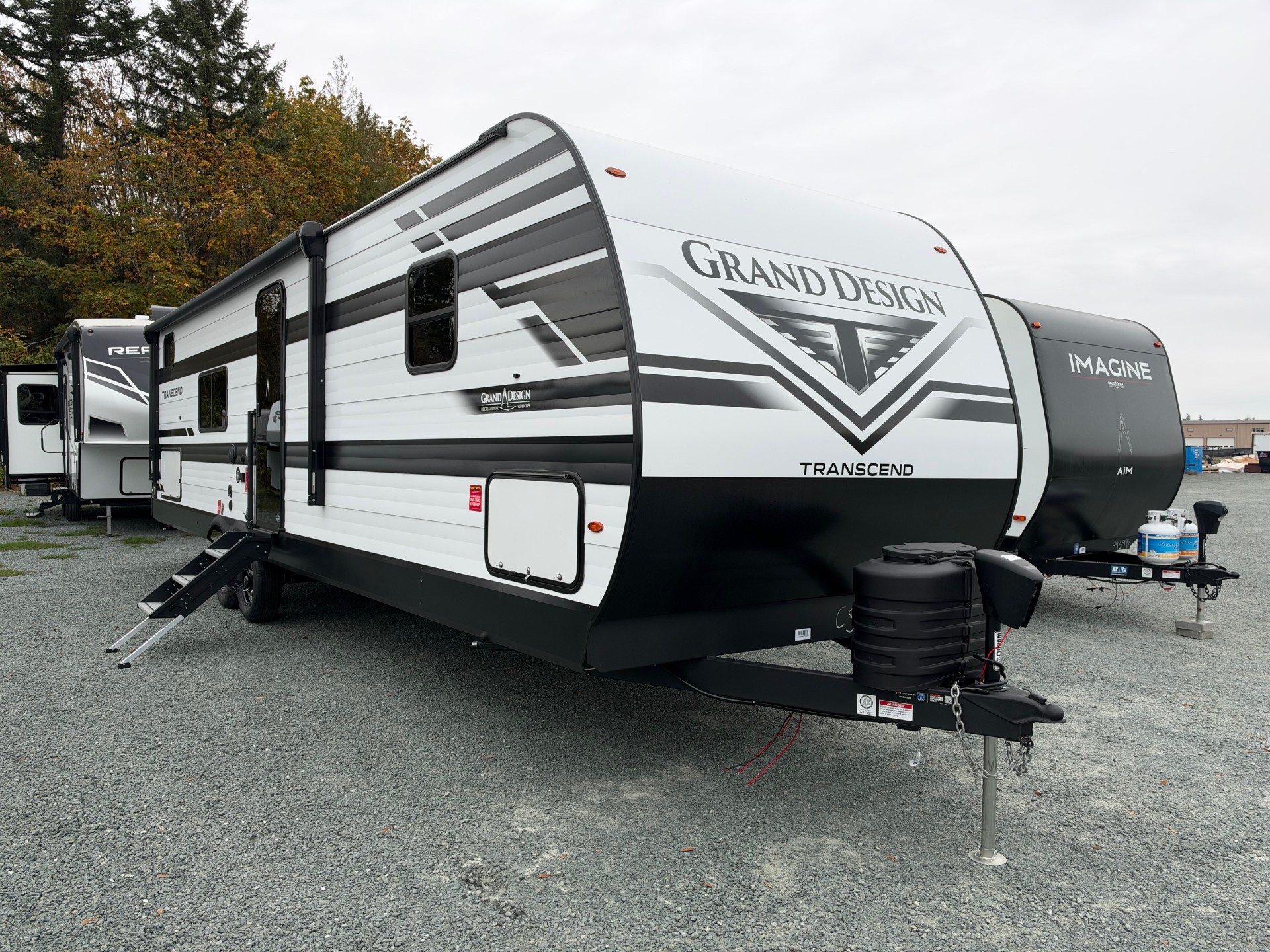 2027 GRAND DESIGN TRANSCEND 295QBT TRAVEL TRAILER